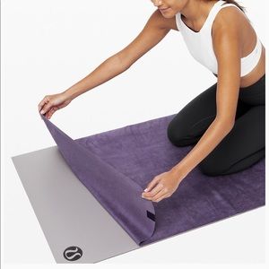 LIKE NEW Lululemon Yoga Mat Towel